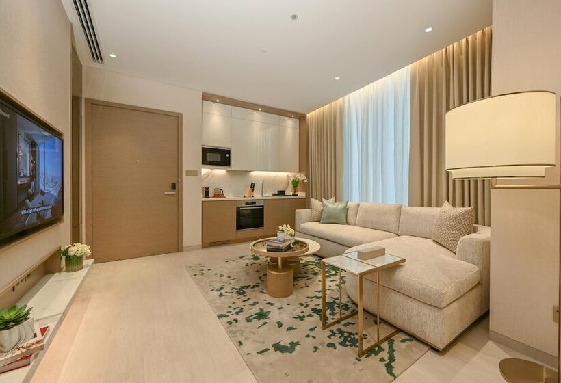 هتل Onyx Arjaan By Rotana