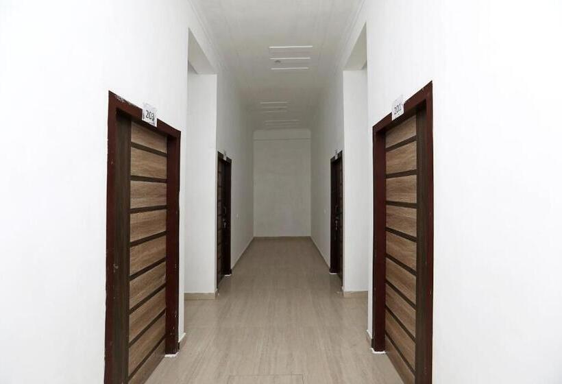 فندق Oyo Diamond Resort