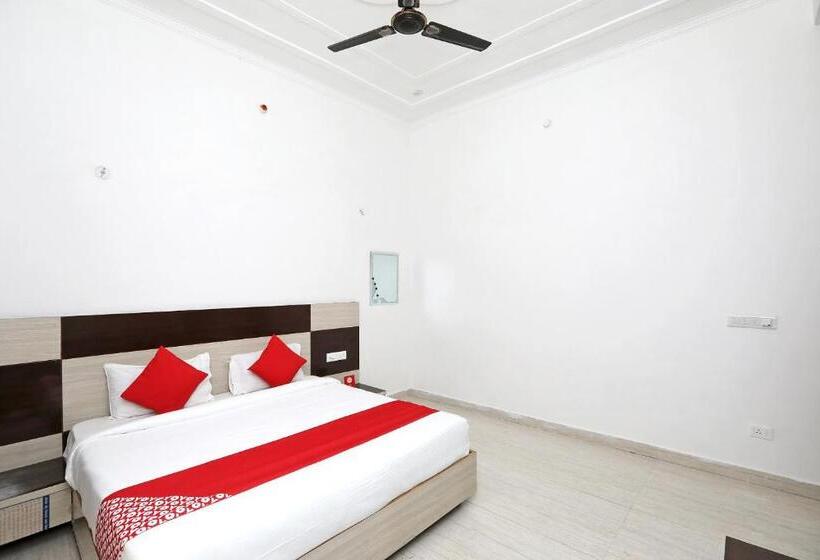 فندق Oyo Diamond Resort