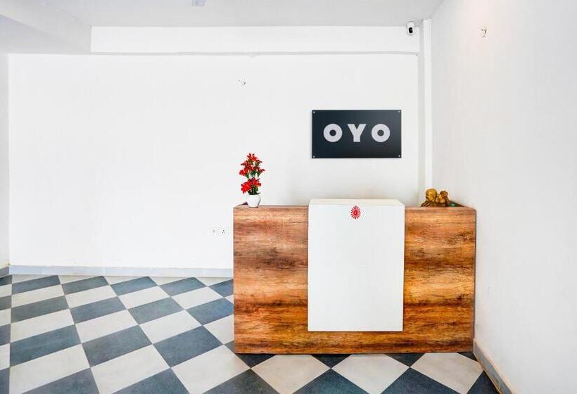 בית מלון כפרי Oyo Fortune Inn