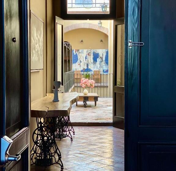 Отель Plaza D Armas