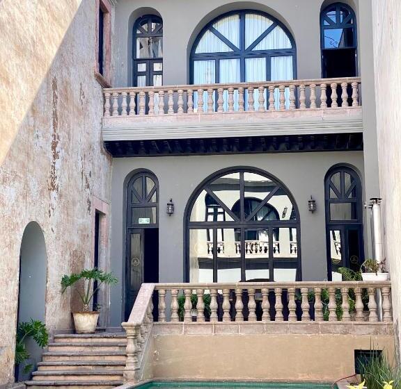 Отель Plaza D Armas