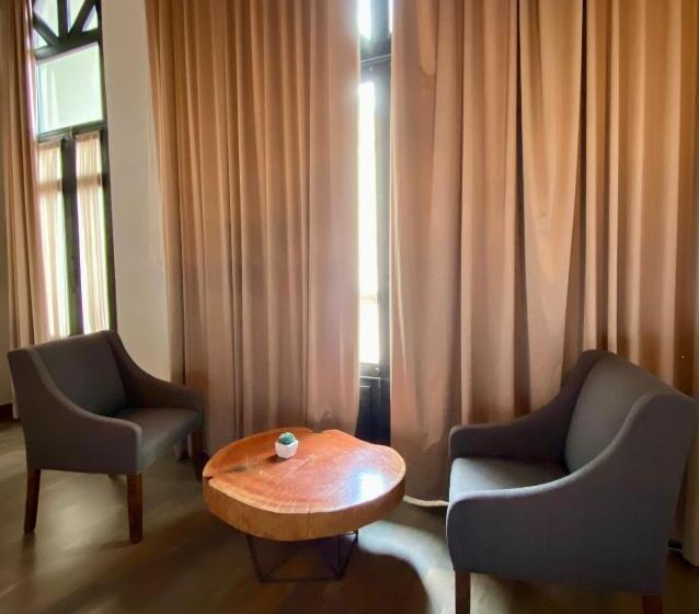 Отель Plaza D Armas