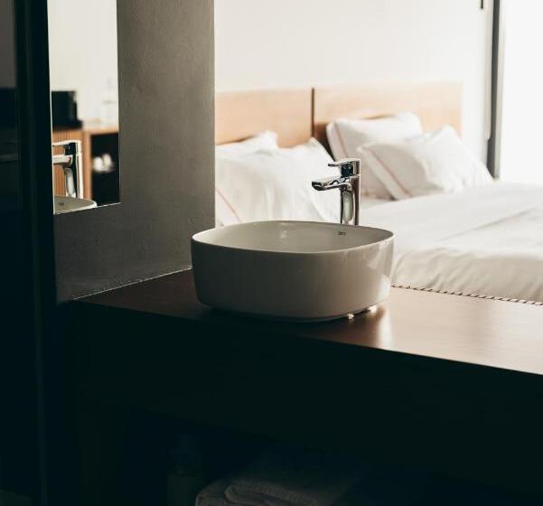 فندق ريفى Land of Alandroal