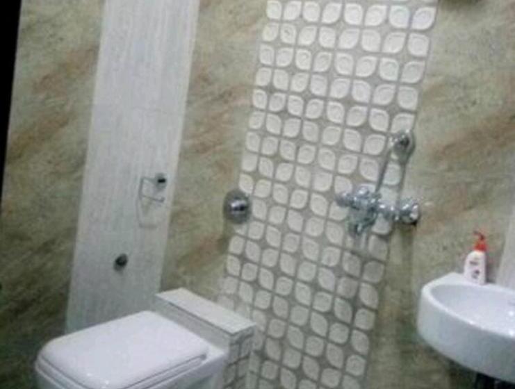 Отель Sri Residency