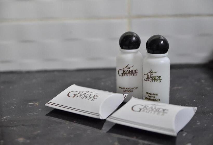 هتل The Grande Suites