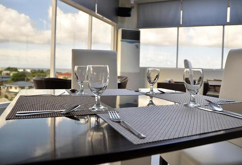 هتل The Grande Suites