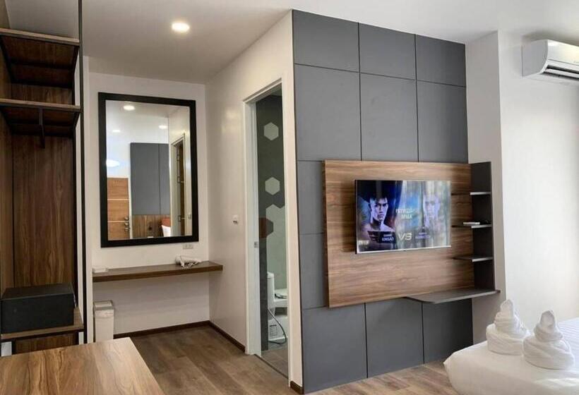 בית מלון כפרי The Riverkwai Bridge Resort 2