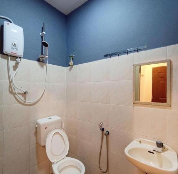 فندق The Tudor Home Inn 2