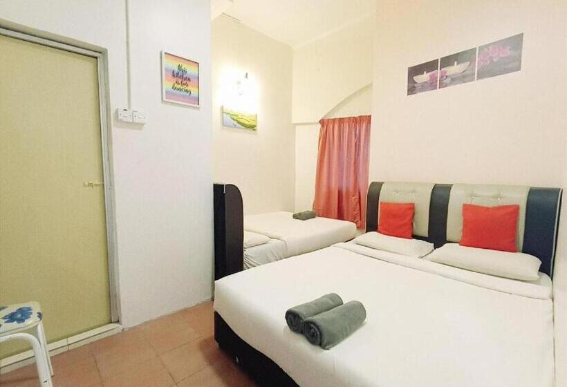 فندق The Tudor Home Inn 2