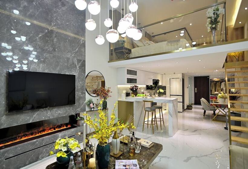 Kunming Hotel High Sky View