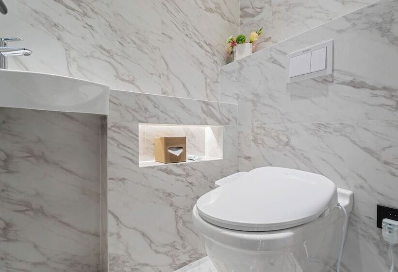 Kunming Hotel High Sky View