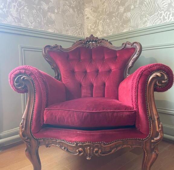 La Maison Voyage Bed And Breakfast