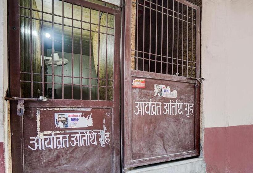 Oyo Hotel Aryawart Galaxy