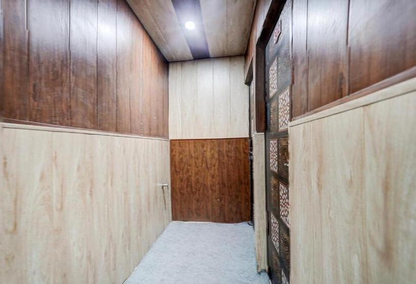 Oyo Hotel Aryawart Galaxy