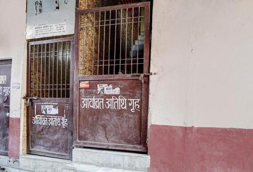 Oyo Hotel Aryawart Galaxy