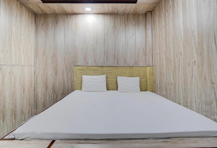 Oyo Hotel Aryawart Galaxy