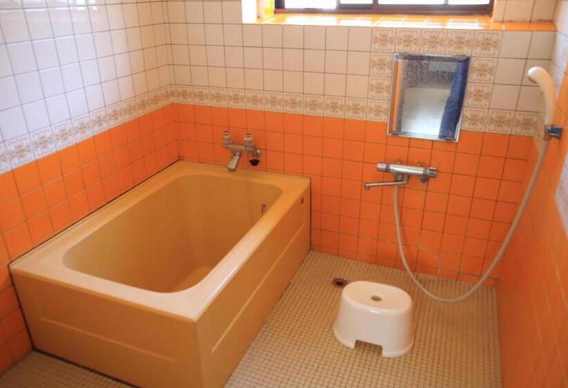 펜션 上田屋 半田館