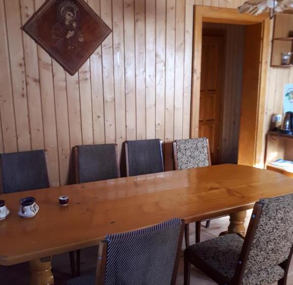 پانسیون ансол