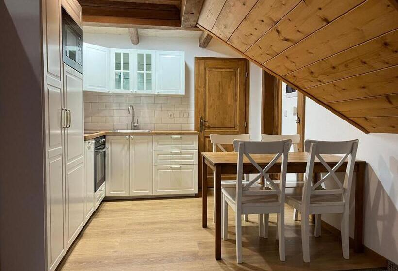 پانسیون Apartmány Horský Dvůr