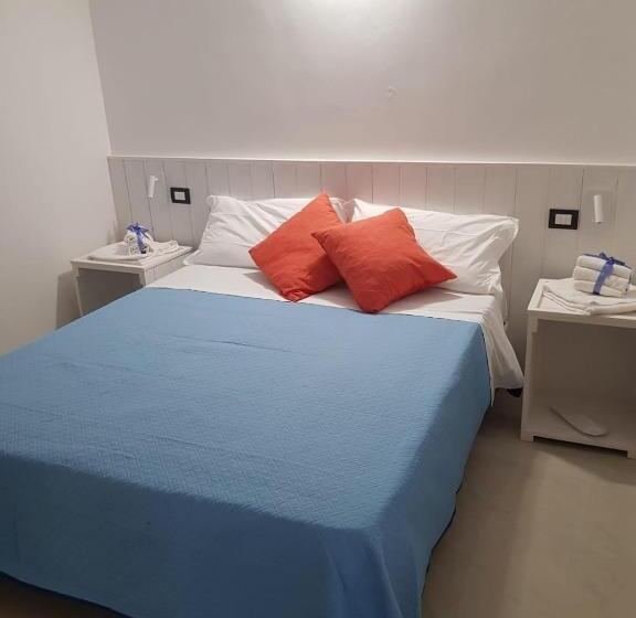 펜션 Calaluna Country House   Punta Prosciutto