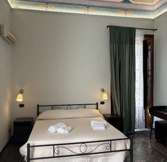 بنسيون Domus Divina