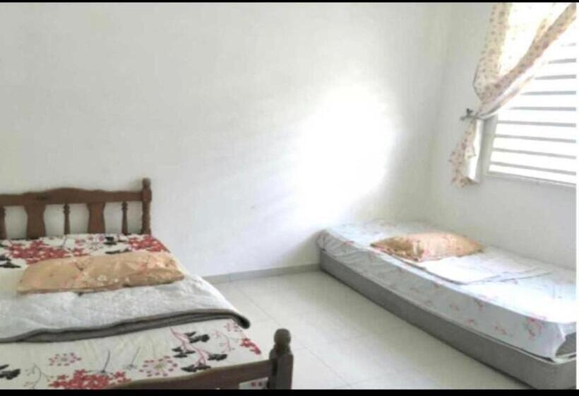 膳宿费 Oyo Home 90977 Azzinki Homestay