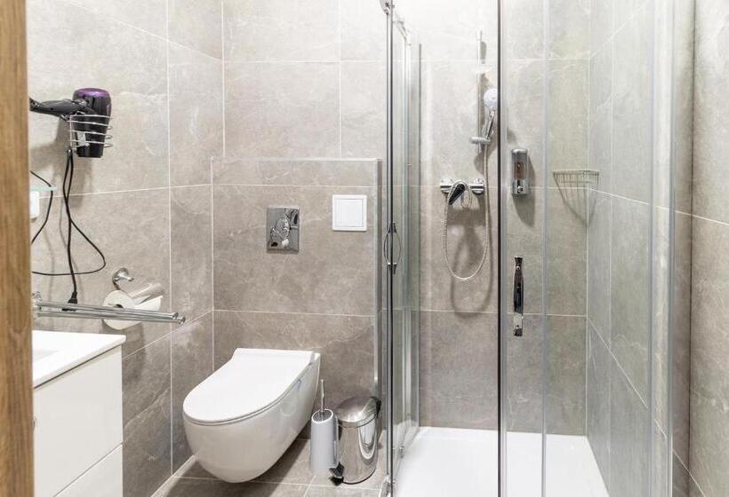 بنسيون Penzion Fiesta