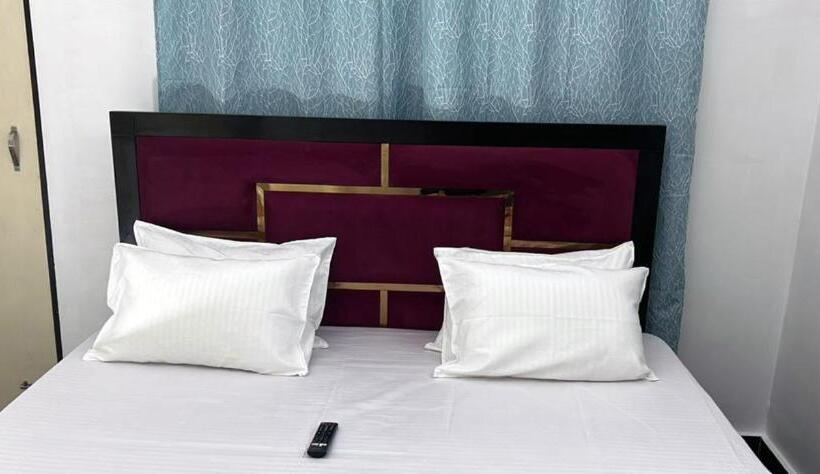 ペンション Ramdut Palace