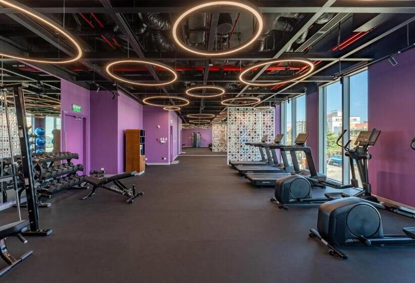 Wink Hotel Can Tho   24hrs Stay & Rooftop Pool Bar