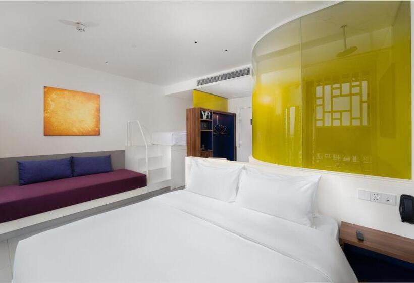 Wink Hotel Can Tho   24hrs Stay & Rooftop Pool Bar