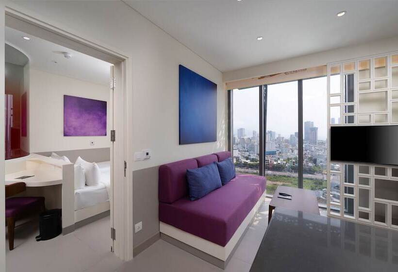 Wink Hotel Can Tho   24hrs Stay & Rooftop Pool Bar