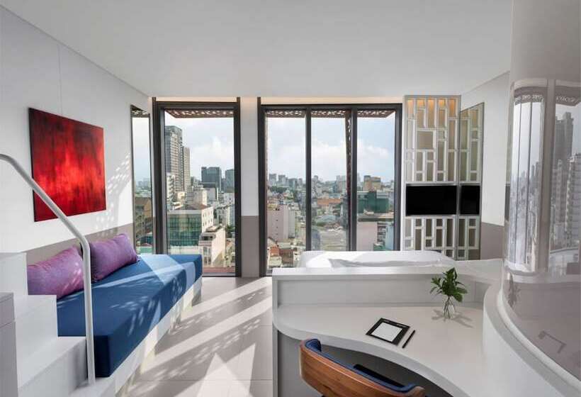 Wink Hotel Can Tho   24hrs Stay & Rooftop Pool Bar