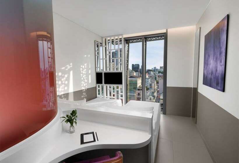 Wink Hotel Can Tho   24hrs Stay & Rooftop Pool Bar