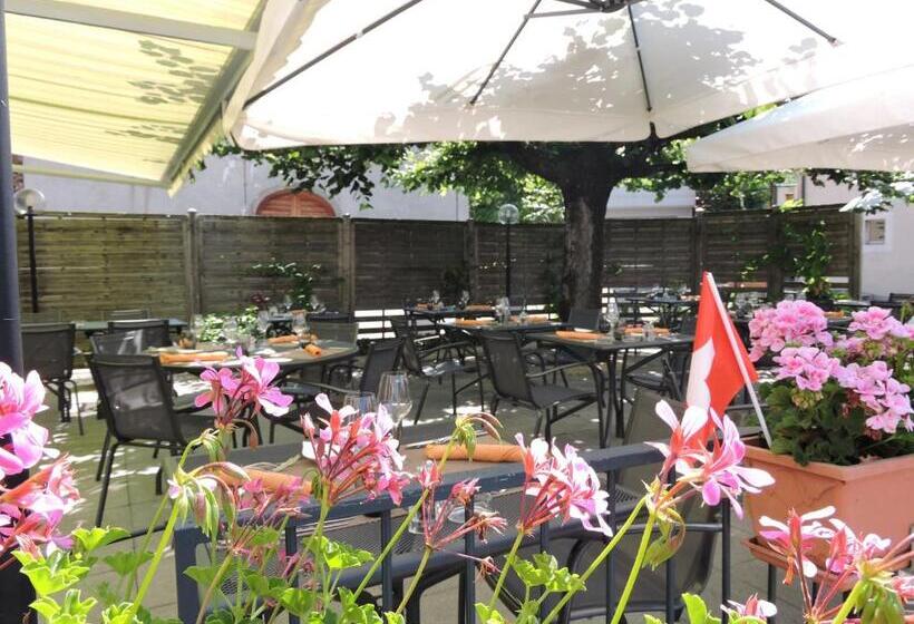 Общежитие Auberge Communale De St Légier