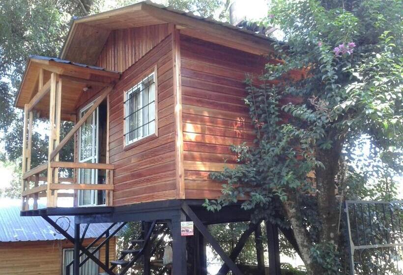 ユースホステル Cabañas Sueño Azul