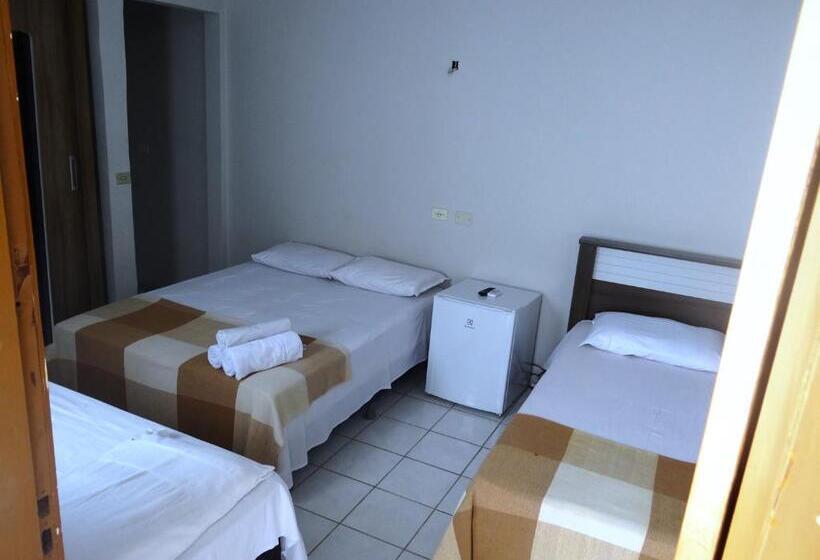 הוסטל Pousada Vó Otília