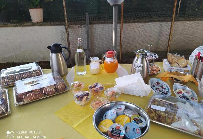 مبيت وإفطار Belvedere Baiocco