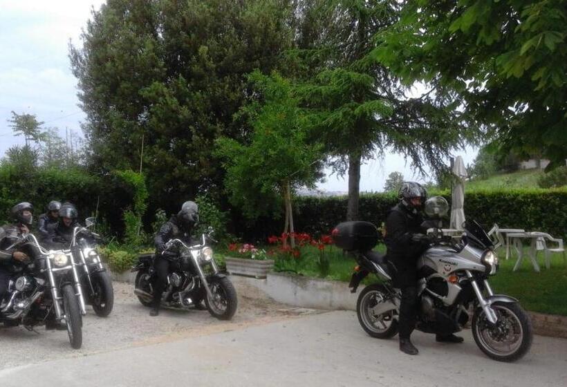 مبيت وإفطار Belvedere Baiocco