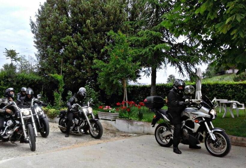 مبيت وإفطار Belvedere Baiocco