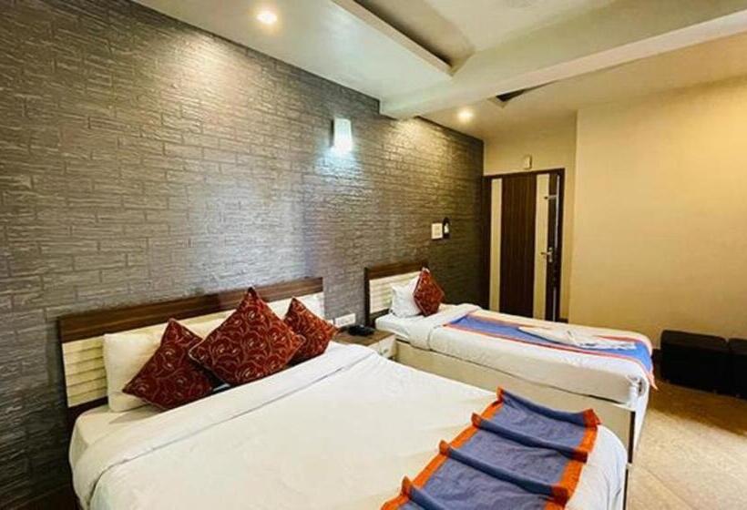 Fabhotel Prime Gananayak