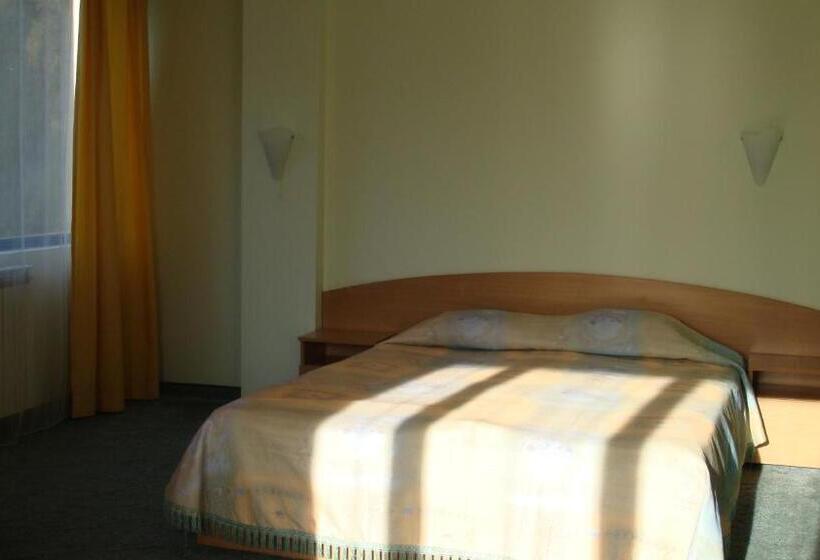 ホテル балнеохотел свети мина