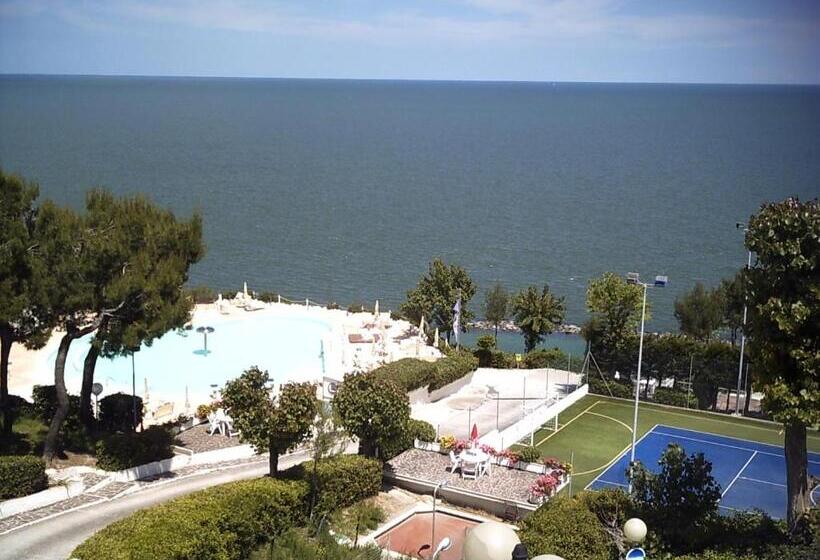 ホテル Eden Gigli