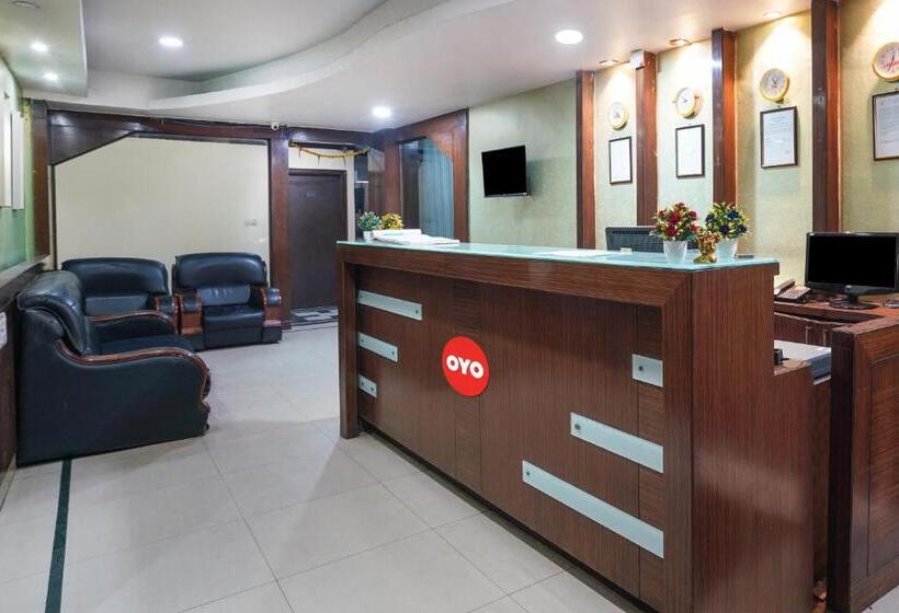 هتل Grand Aarvi Inn