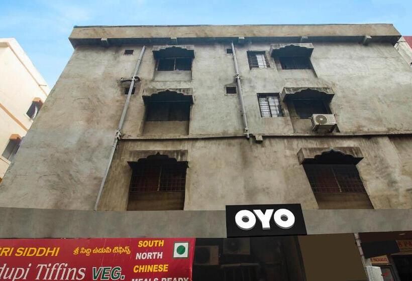 هتل Grand Aarvi Inn