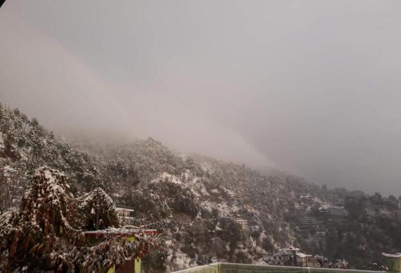 ホテル Hills View Home Stay