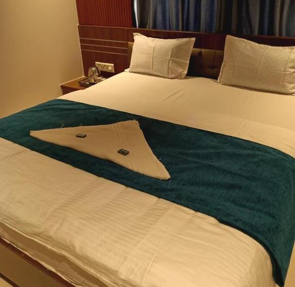 فندق Kiara Govind Park