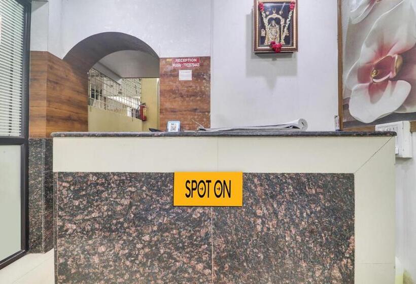 Отель Spot On New Balaji Residency