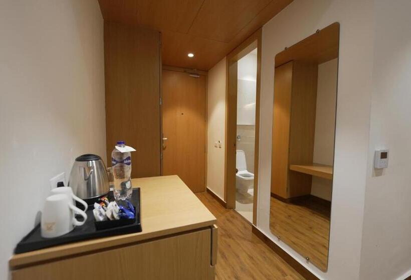 ホテル Xenious Micro, Amritsar