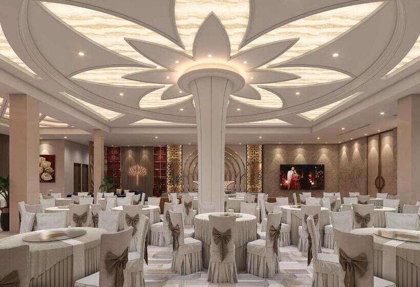 ホテル Xenious Micro, Amritsar